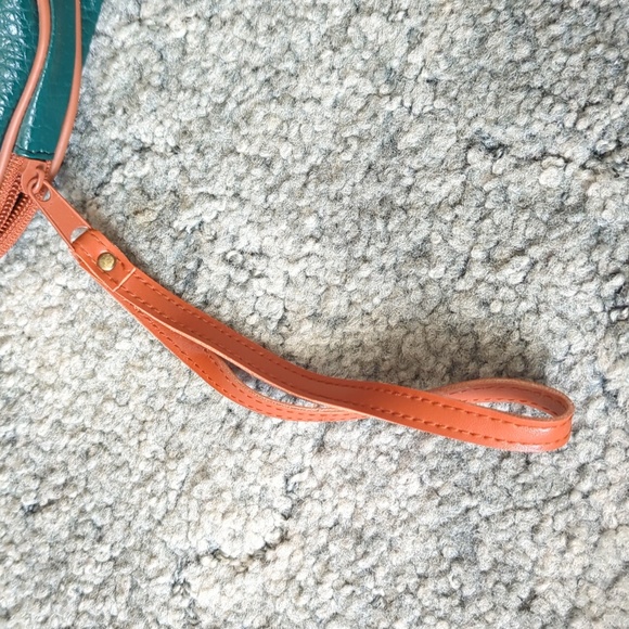 NWOT set of 4 Purses - Picture 4 of 4